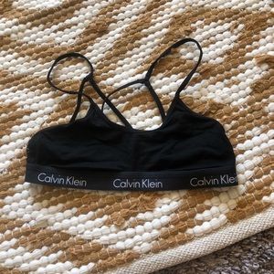 Calvin Klein | Strappy Sports Bra